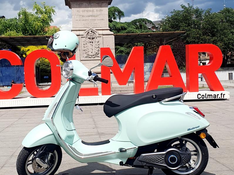 VESPA SCOOTER